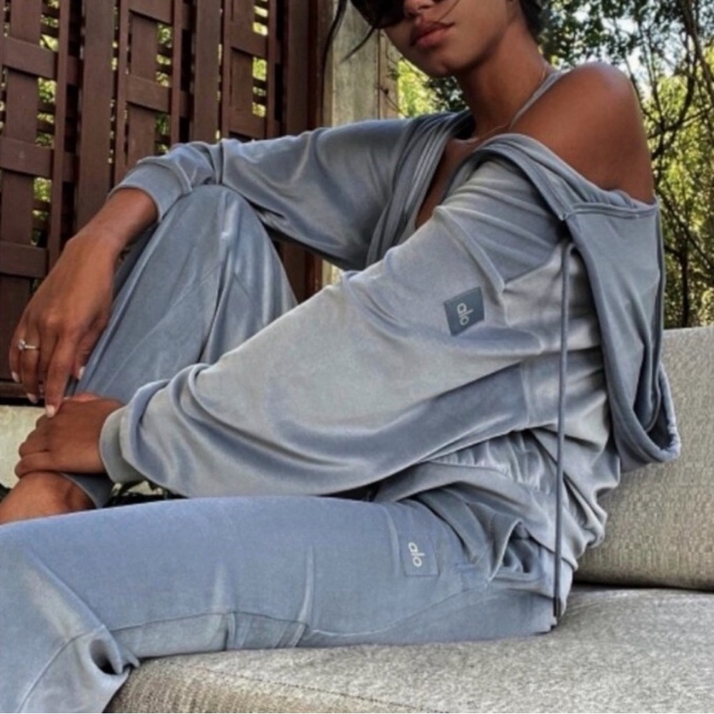 ALO Glimmer FULL SET velour velvet Pants, Zipup and T-Shirt